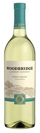 086003001657-mi.jpg Woodbridge Pinot Grigio 1.5lt - Image 1